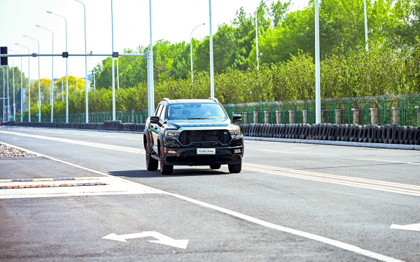 
            Не путайте. Cравнили бензиновый и дизельный Foton Tunland V9 с Ram 1500
        