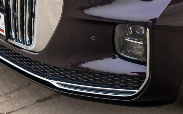 
            Лоск против люкса. Длительный тест Hongqi H9
        