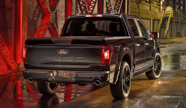 Новый Ford F-150 Lobo: &laquo;асфальтовая&raquo; версия пикапа с V8