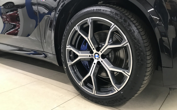 Мы нашли новые BMW калининградской сборки. Цены и подробности
Мы нашли новые BMW калининградской сборки. Цены и подробности