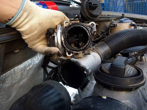 Как правильно почистить клапан EGR Как правильно почистить клапан EGR
