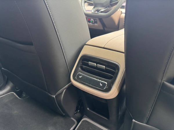 Tenet вместо VW. Мы испытали новый кроссовер Т8 калужской сборки
Tenet вместо VW. Мы испытали новый кроссовер Т8 калужской сборки