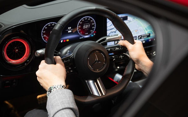 Mercedes поедут на моторах BMW? Возможно ли такое
Mercedes поедут на моторах BMW? Возможно ли такое