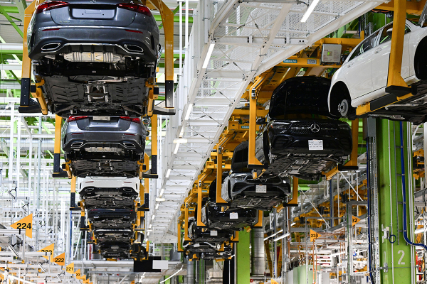 Mercedes поедут на моторах BMW? Возможно ли такое
Mercedes поедут на моторах BMW? Возможно ли такое