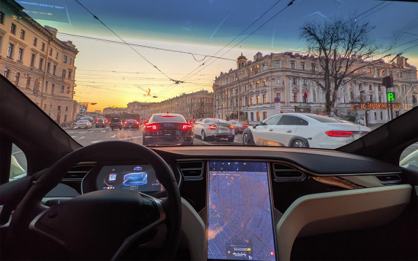 Коллективная спешка порождает пробку. Кто заранее знает, куда вы свернете
Коллективная спешка порождает пробку. Кто заранее знает, куда вы свернете