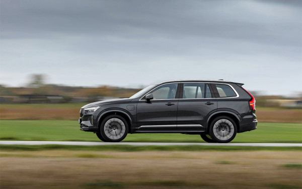 
            Гетеборгский синдром? Мы покатались на обновленном Volvo XC90 T8
        