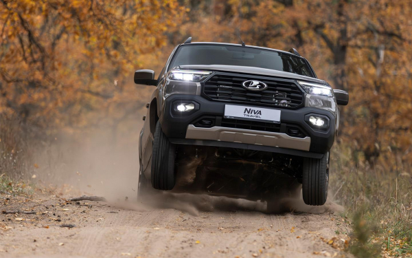 Эволюция против деградации. Мы испытали Lada Niva Travel с новым мотором
Эволюция против деградации. Мы испытали Lada Niva Travel с новым мотором