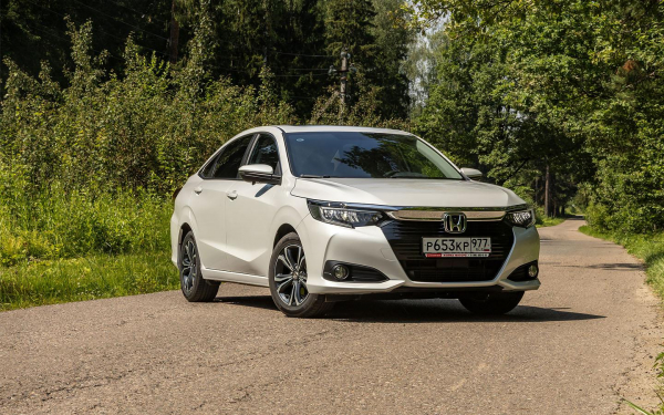 
            От Kia до Audi. Десять седанов, которые не боятся нового утильсбора
        