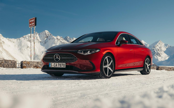 
            &laquo;Это капитуляция&raquo;. Автолюбители&nbsp;&mdash; о новом Mercedes CLA с мотором от Geely
        