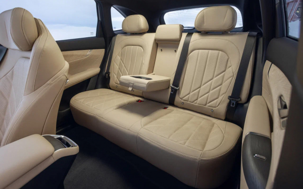 Без компромиссов, но с полным приводом. Тест нового Changan CS75 Plus
Без компромиссов, но с полным приводом. Тест нового Changan CS75 Plus