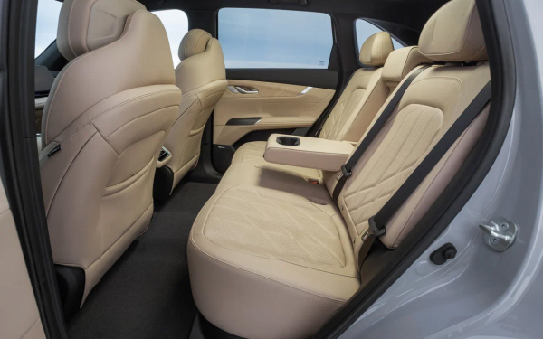Без компромиссов, но с полным приводом. Тест нового Changan CS75 Plus
Без компромиссов, но с полным приводом. Тест нового Changan CS75 Plus