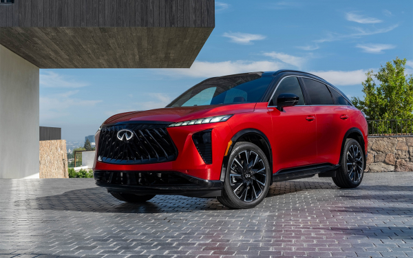 Стильный, но скучный. Первый тест-драйв нового Infiniti QX65
Стильный, но скучный. Первый тест-драйв нового Infiniti QX65