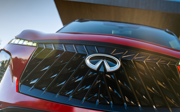 Стильный, но скучный. Первый тест-драйв нового Infiniti QX65
Стильный, но скучный. Первый тест-драйв нового Infiniti QX65