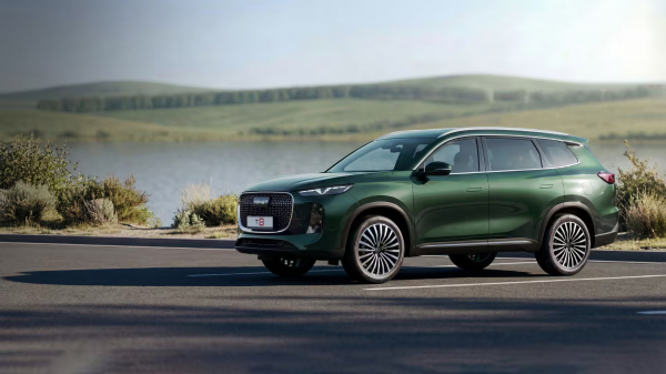 Новый российский бренд, гибридная Lada и самая быстрая Audi. Итоги недели
Новый российский бренд, гибридная Lada и самая быстрая Audi. Итоги недели