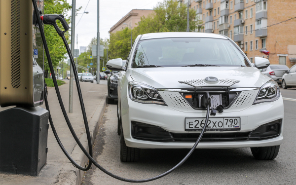 8 главных трендов авторынка России. Взлет Toyota, спад EV и рекорд Belgee
8 главных трендов авторынка России. Взлет Toyota, спад EV и рекорд Belgee