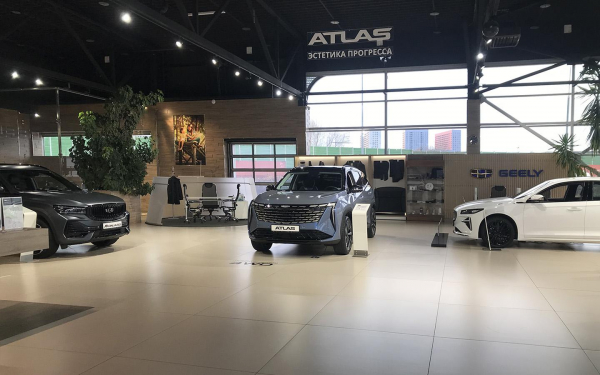Брендам Geely и GAC предрекли уход из России. Что происходит
Брендам Geely и GAC предрекли уход из России. Что происходит