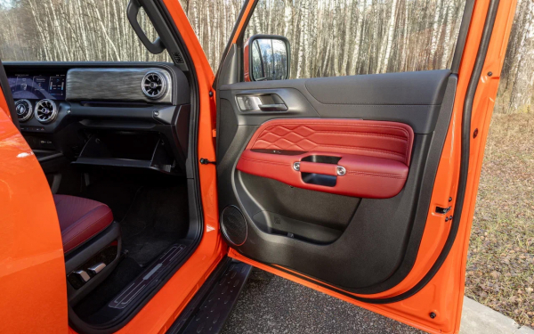 Считаем обновки. Мы покатались на Tank 300 после рестайлинга
Считаем обновки. Мы покатались на Tank 300 после рестайлинга