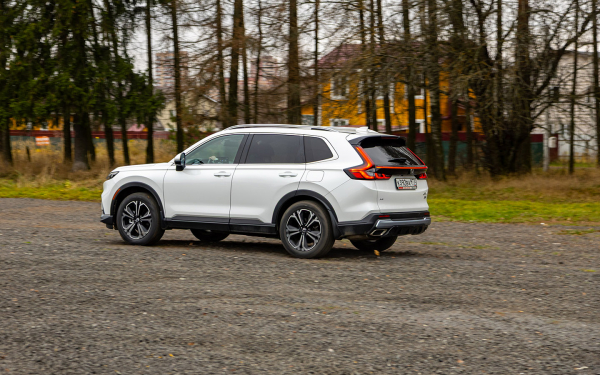 
            Вернуться в никуда. Тест Honda CR-V&nbsp;&mdash; японского хита китайской сборки
        