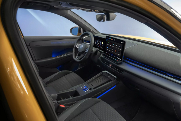 Volkswagen представил новый кроссовер T-Roc. Пять важных фактов о модели
Volkswagen представил новый кроссовер T-Roc. Пять важных фактов о модели