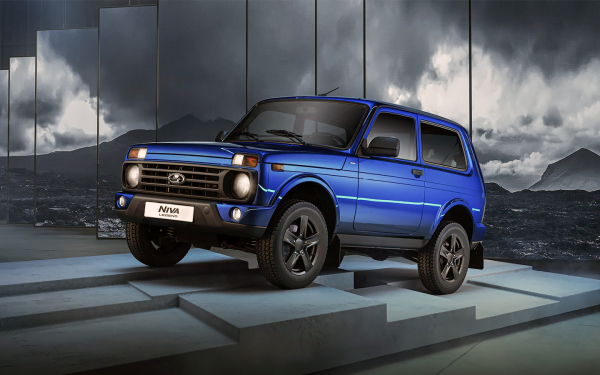BMW vs Mercedes, Niva для Европы и «бомбилы» вместо такси. Итоги недели
BMW vs Mercedes, Niva для Европы и «бомбилы» вместо такси. Итоги недели