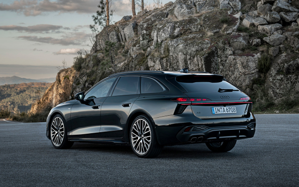 Новые универсалы Audi A6 Avant будут продавать в России с гарантией
Новые универсалы Audi A6 Avant будут продавать в России с гарантией