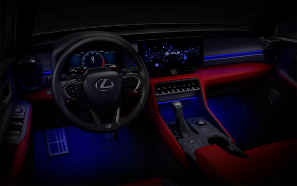 Без V8 и CD-плеера. Lexus представил рестайлинговый седан IS
Без V8 и CD-плеера. Lexus представил рестайлинговый седан IS