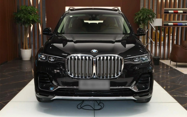 «Немцы в курсе». Что известно о возобновлении сборки BMW в России
«Немцы в курсе». Что известно о возобновлении сборки BMW в России
